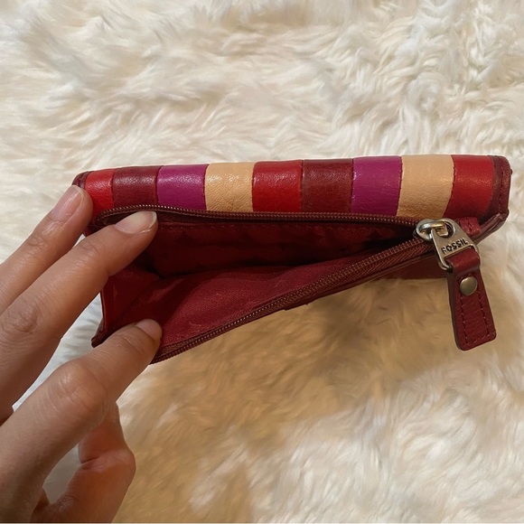 Fossil Red Trifold Wallet - Picture 3 of 9